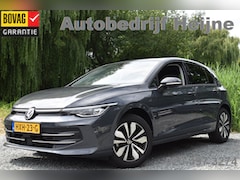Volkswagen Golf - 1.5 TSI LIFE CAMERA/TREKHAAK/LED VW-LOGO