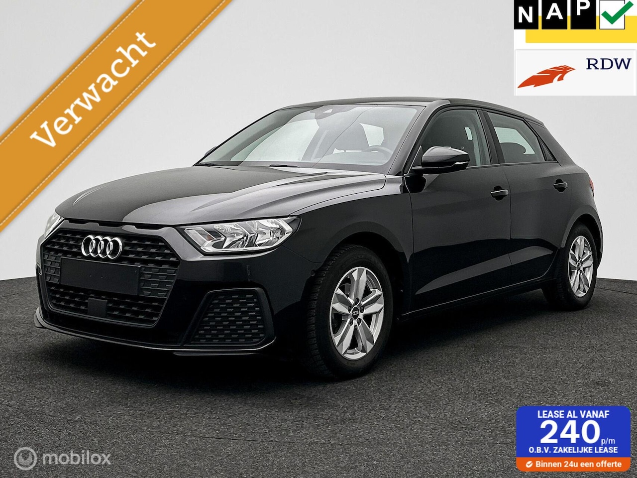 Audi A1 - 1.0 TFSI Attraction - AutoWereld.nl