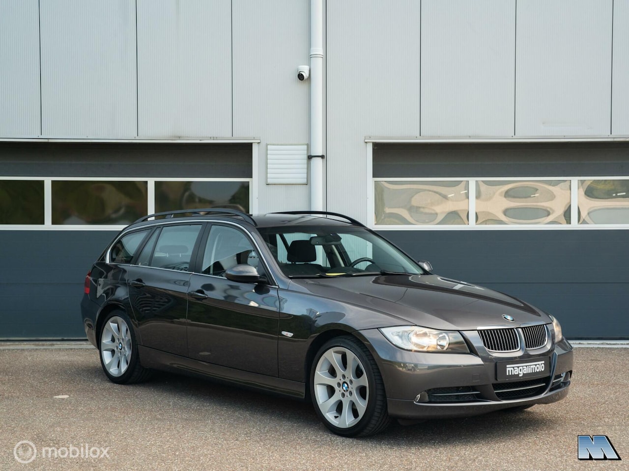 BMW 3-serie Touring - 325i E91 l Handbak N52 l Dealer onderh. - AutoWereld.nl