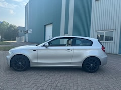 BMW 1-serie - 116i High Executive