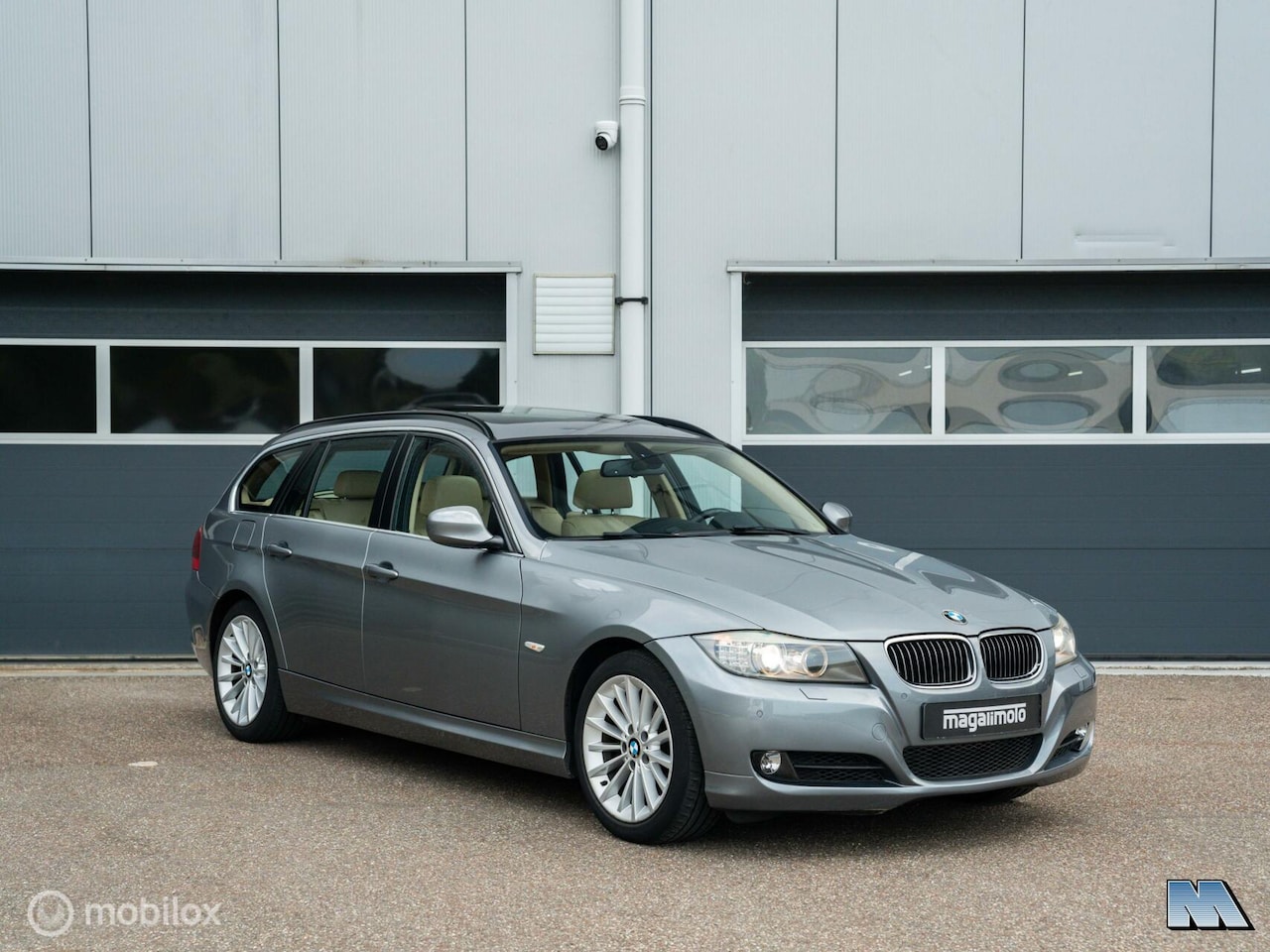 BMW 3-serie Touring - 325i E91 LCI Youngtimer l NAP l Vol! '10 - AutoWereld.nl