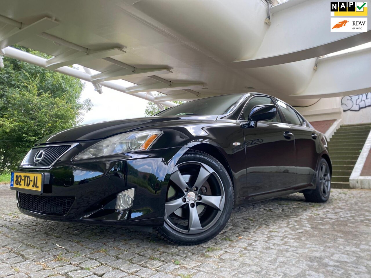 Lexus IS - 250 Business V6 Automaat Youngtimer - AutoWereld.nl