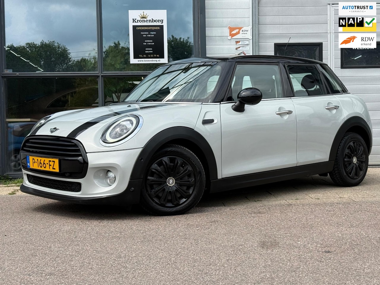 MINI Cooper - Mini 1.5 Pepper, NAVI, NAP, CRUISECR - AutoWereld.nl