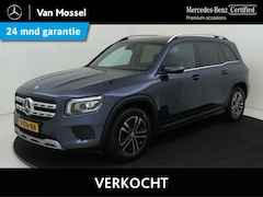 Mercedes-Benz GLB - 180 Business Line 7p. / Parkeercamera / Stoelverwarming / Trekhaak / Privacy Glass / 7 Per