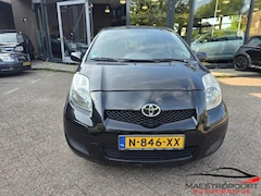 Toyota Yaris - 1.0 VVTi Acces