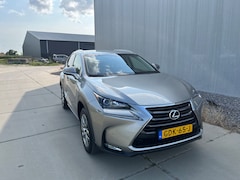 Lexus NX - 300h Executive Line 4WD 100% Lexus Dealer onderhouden, 1 eigenaar