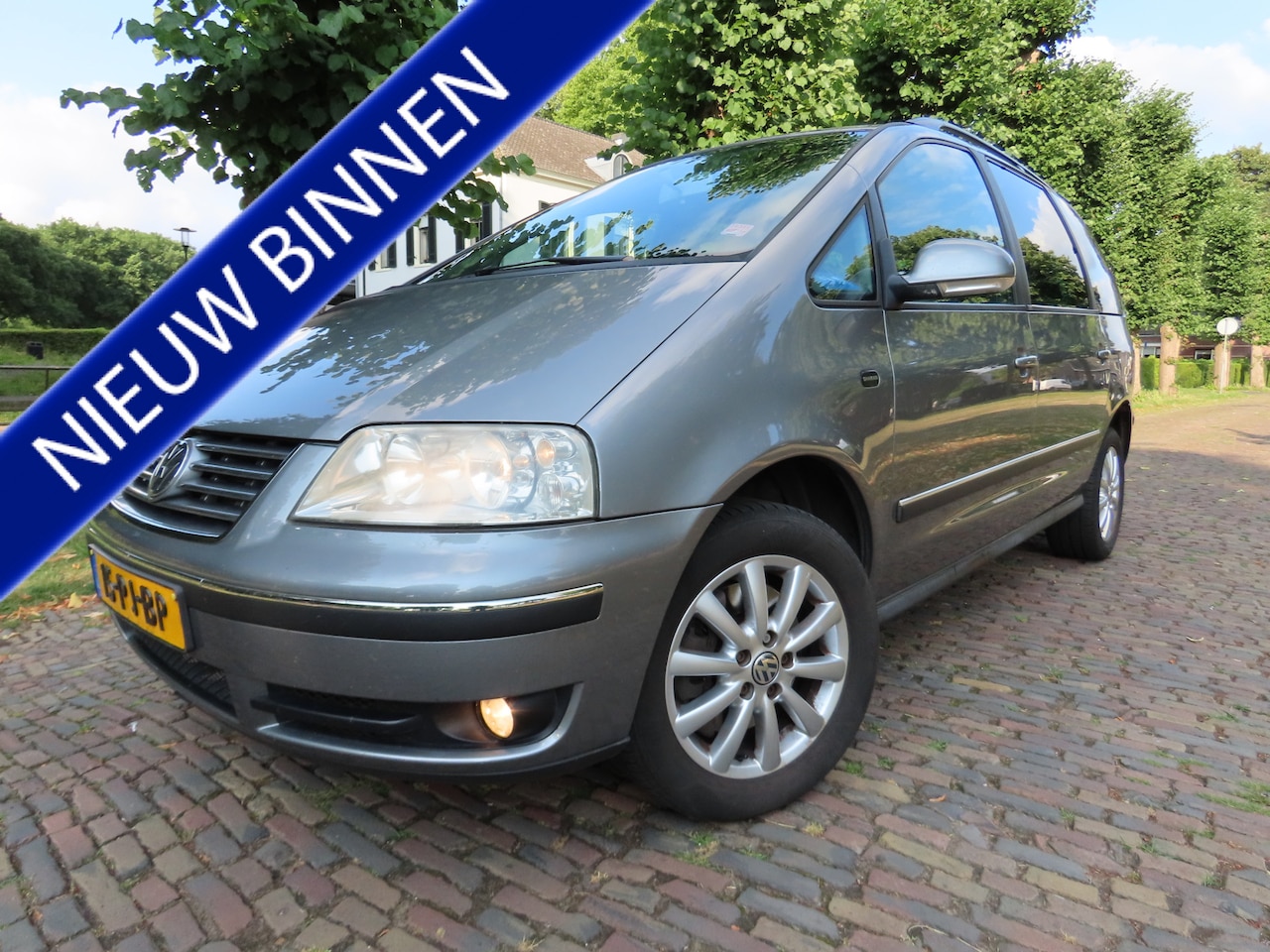 Volkswagen Sharan - 1.8 Turbo Sportline 150 PK !! Ecc Cruisecontrol 7 Persoons 6 Bak Lm Velgen Trekhaak - AutoWereld.nl