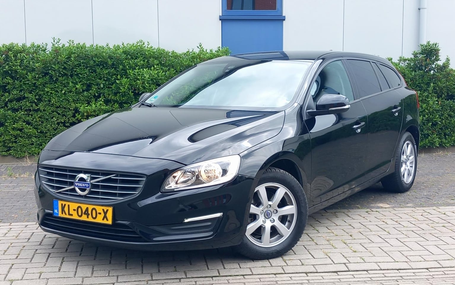 Volvo V60 - 2.0 D3 136 PK Automaat - AutoWereld.nl
