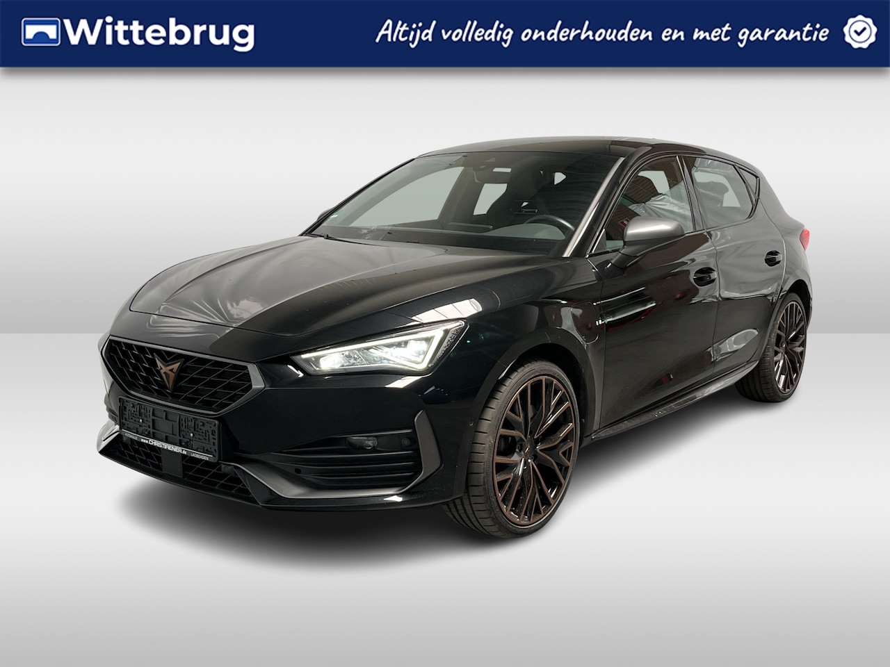 CUPRA Leon - 1.4 e-Hybrid VZ Black Edition / AUTOMAAT/ 245 PK/ 19" LMV/ SUPER SPORTSTUUR/  LEDER/ ELEKT - AutoWereld.nl