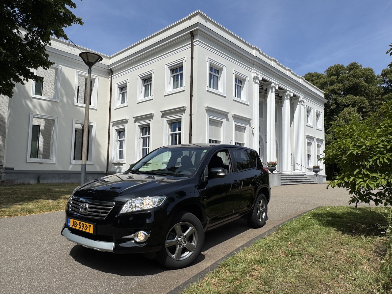 Toyota RAV4 - 2.0 VVTi AUT, HALFLEDER, Executive Business - AutoWereld.nl