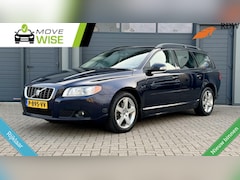 Volvo V70 - 2.0 145pk Momentum | Trekhaak Afnb. | ZEER NET & 100% ONDERHOUDEN | Stoelverwarming | Crui