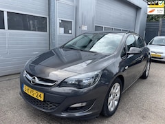 Opel Astra - 1.7 CDTi S/S Business +-Navi-Clima-Cruise-Velgen