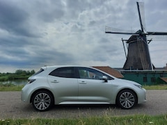 Toyota Corolla - 1.8 Hybrid Style