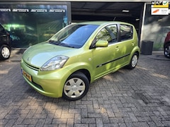 Daihatsu Sirion 2 - 1.0-12V Trend | NIEUWE APK | AIRCO | ELEC RAMEN |