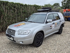 Subaru Forester - 2.0 AWD Comfort | Schade | Cruise | Clima | Trekhaak | Elek. Pakket