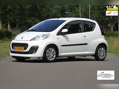 Peugeot 107 - 1.0 12V Active Premium Automaat / 1e eigenaar / Airco / LED dagrijverlichting / Elektrisch