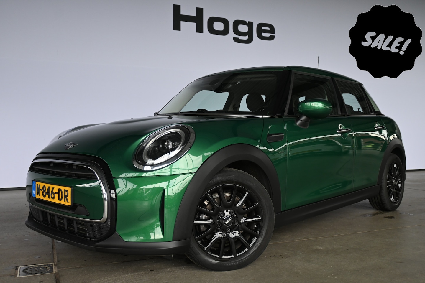 MINI One - Mini 1.5 Business Edition Airco Navigatie LED Dealer Onderhouden! Inruil Mogelijk! - AutoWereld.nl