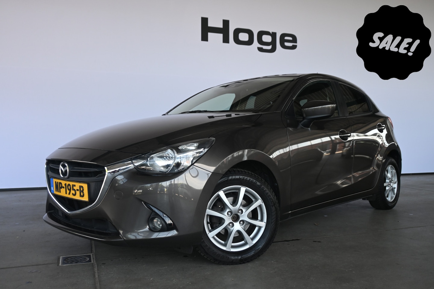 Mazda 2 - 1.5 Skyactiv-G GT-M Line Airco Navigatie Stoelverwarming Rijklaarprijs Inruil Mogelijk! - AutoWereld.nl