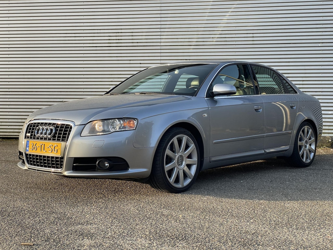 Audi A4 Limousine - 2.0 TFSI quattro edition 260 pk nieuwstaat. - AutoWereld.nl