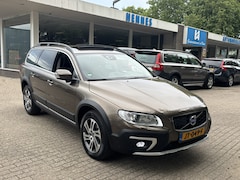 Volvo XC70 - 2.4 D5 AWD Summum Intellisafe Schuifdak