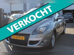 Renault Scénic - 2.0 Dynamique Aut. Pano Navi Trekhaak