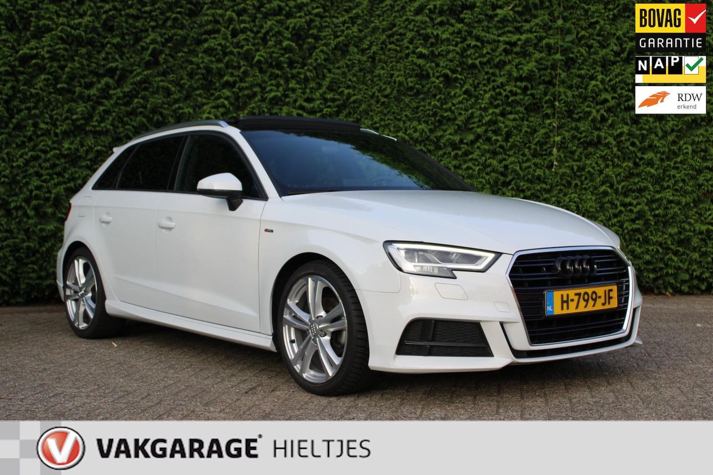 Audi A3 Sportback - 35 TFSI CoD Advance Sport full S line - AutoWereld.nl