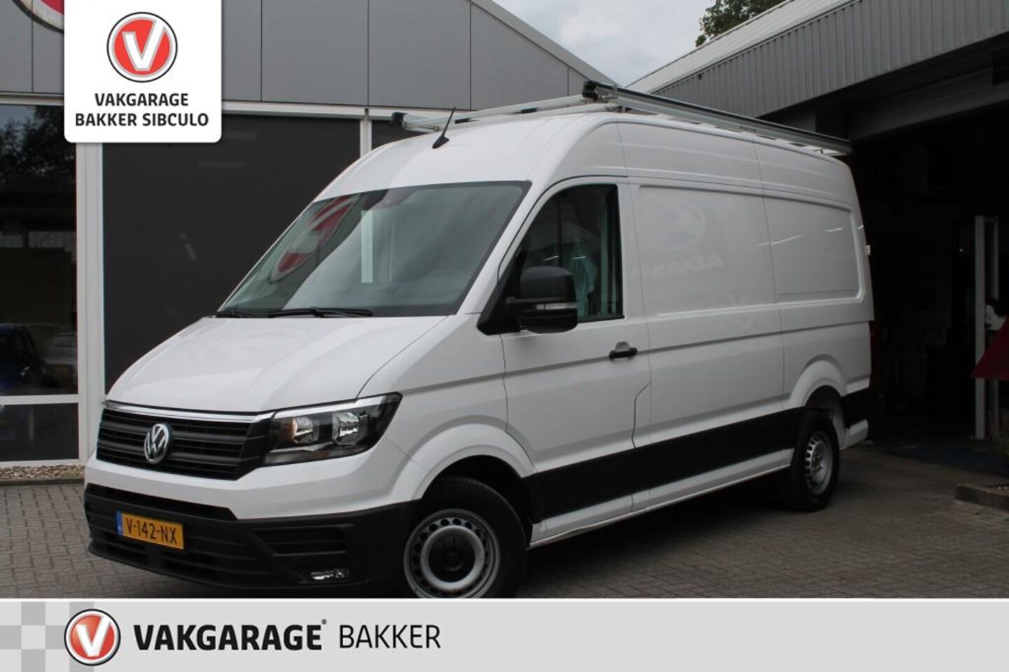 Volkswagen Crafter - 35 2.0 TDI L3H2  AICO NAVI TREKHAAK - AutoWereld.nl