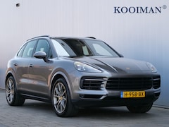 Porsche Cayenne - 3.0 E-Hybrid 470pk AUTOMAAT Trekhaak / Sportstoelen / Leder / Camera / Luchtvering