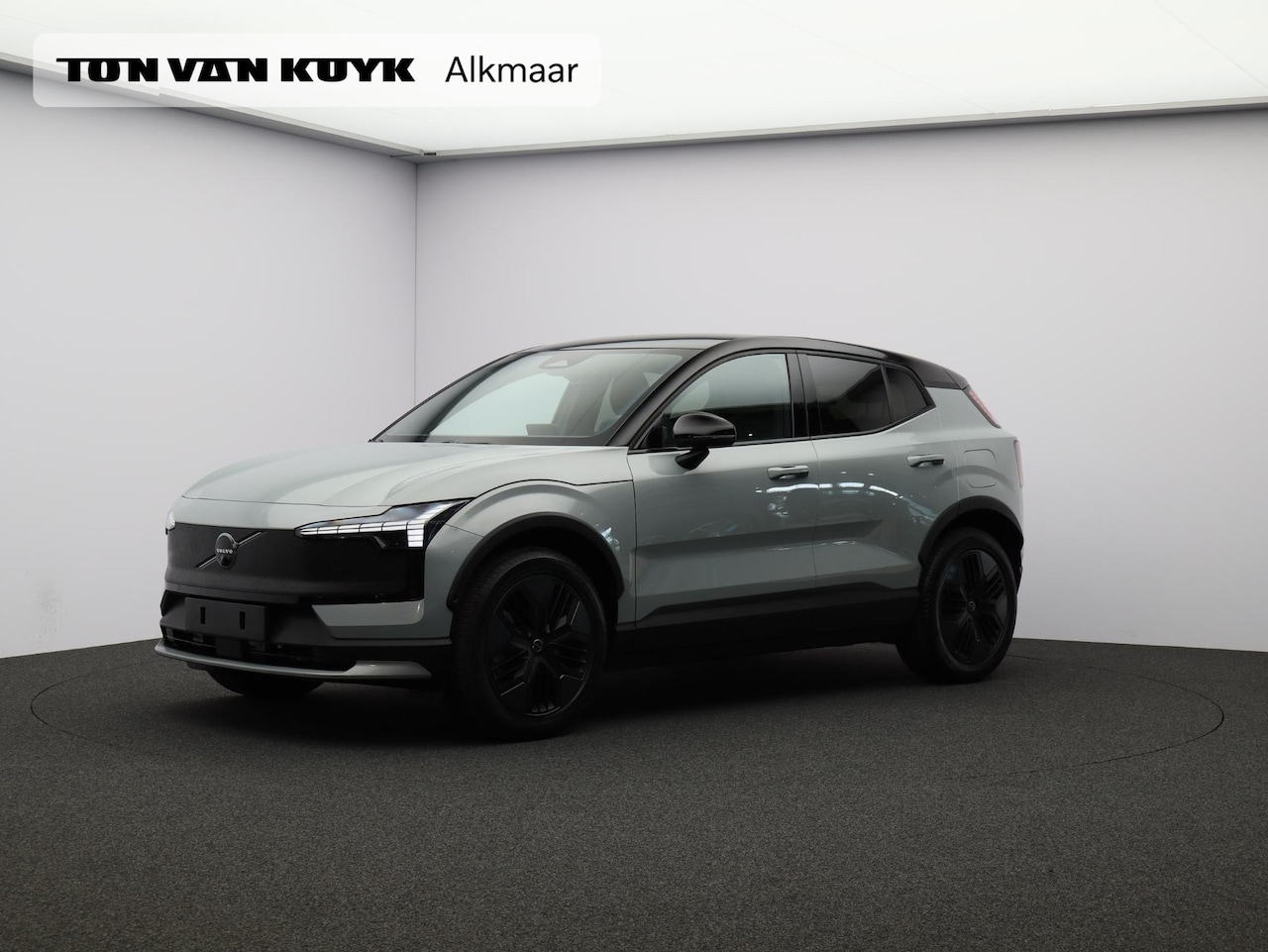 Volvo EX30 Cross Country - Twin Motor Performance Ultra 69 kWh / Panoramadak / Elektrische Stoelen / 360 Camera / Ver - AutoWereld.nl