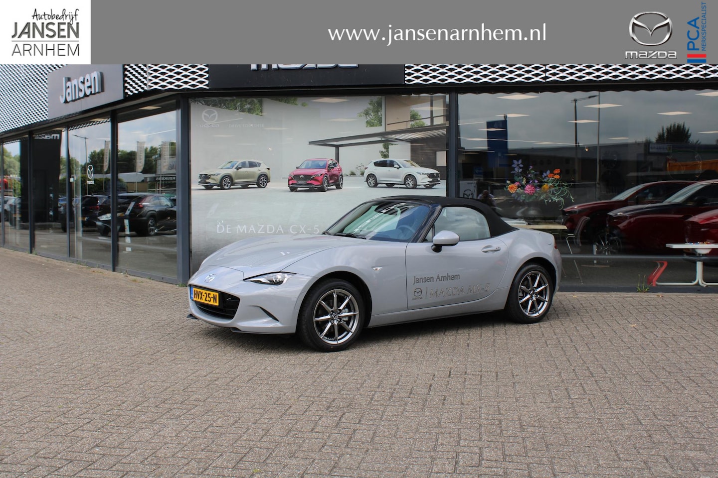 Mazda MX-5 - 1.5 SkyActiv-G 132 Exclusive-Line Demovoordeel € 6.000-, Navi, Clima, Leder, Apple Carplay - AutoWereld.nl