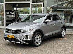 Volkswagen T-Roc - 1.5 TSI 150pk 7-DSG| Carplay| Camera| Climate |Virtual Cockpit|Rijklaar incl.BOVAG garanti
