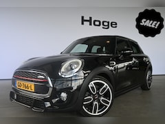 MINI Cooper - 1.5 Business John Cooper Works Navigatie Panoramadak Head Up Inruil Mogelijk