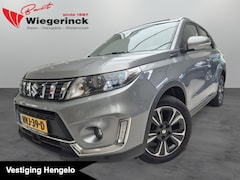 Suzuki Vitara - 1.4 Boosterjet Stijl Automaat [ALLSEASONBANDEN | PANODAK | CARPL