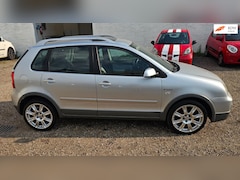 Volkswagen Polo - 1.4-16V FUN 5 DRS HOGE INSTAP ZEER NETJES