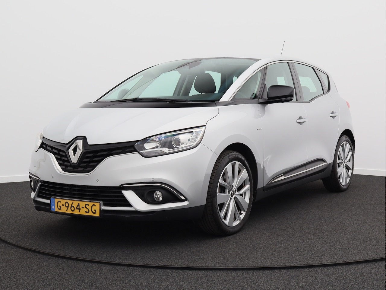 Renault Scénic - 1.3 TCe Limited/ lage km/ zeer mooi! - AutoWereld.nl