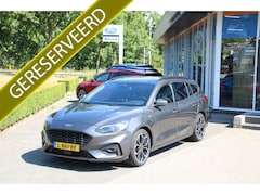 Ford Focus Wagon - 1.0 EcoBoost Hybrid 155pk ST Line X TREKHAAK NAVI PDC CAMERA
