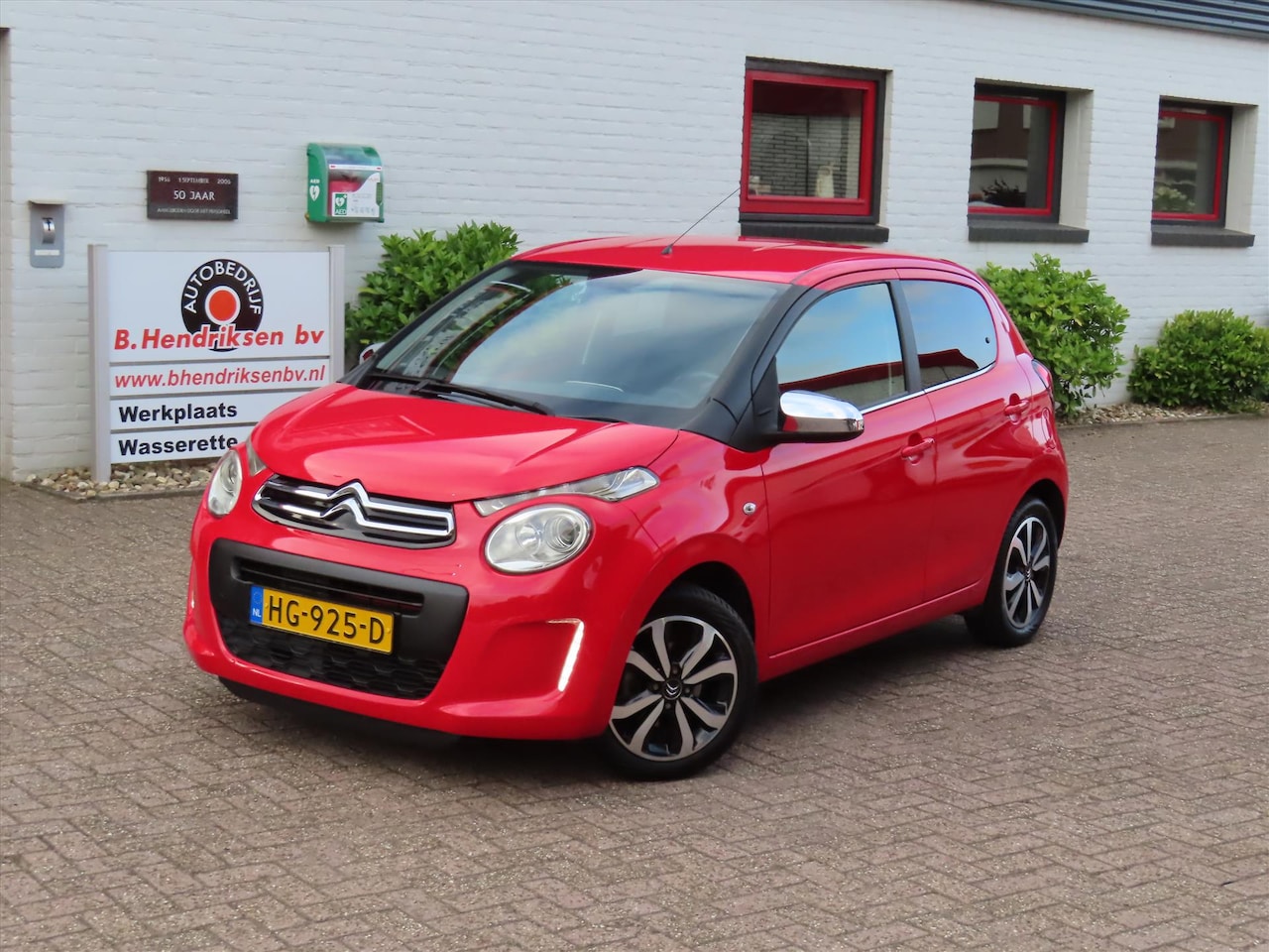 Citroën C1 - 1.0 e-VTi 68PK 5D STYLE EDITION/ All season banden/ Navigatie/ Groot media scherm/ Getinte - AutoWereld.nl