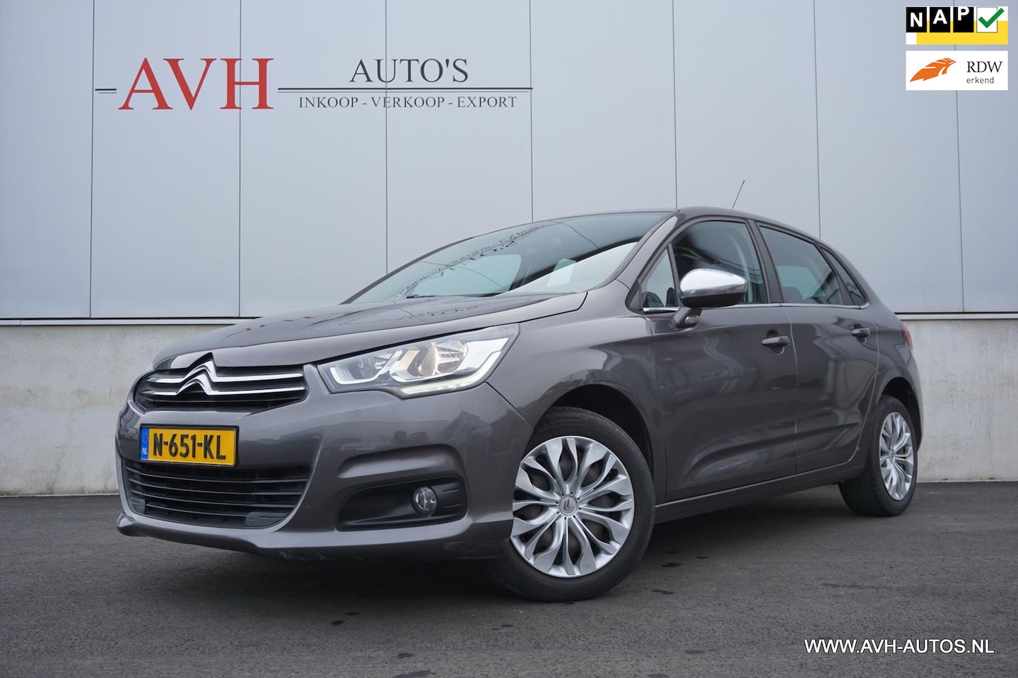 Citroën C4 - 1.2 PureTech Feel Collection 1.2 PureTech Feel Collection - AutoWereld.nl