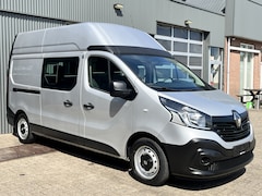 Renault Trafic - 1.6 dCi T29 L2H2 Airco Navigatie Telefoonvoorbereiding Cruise controle 7-Persoons Omvormer