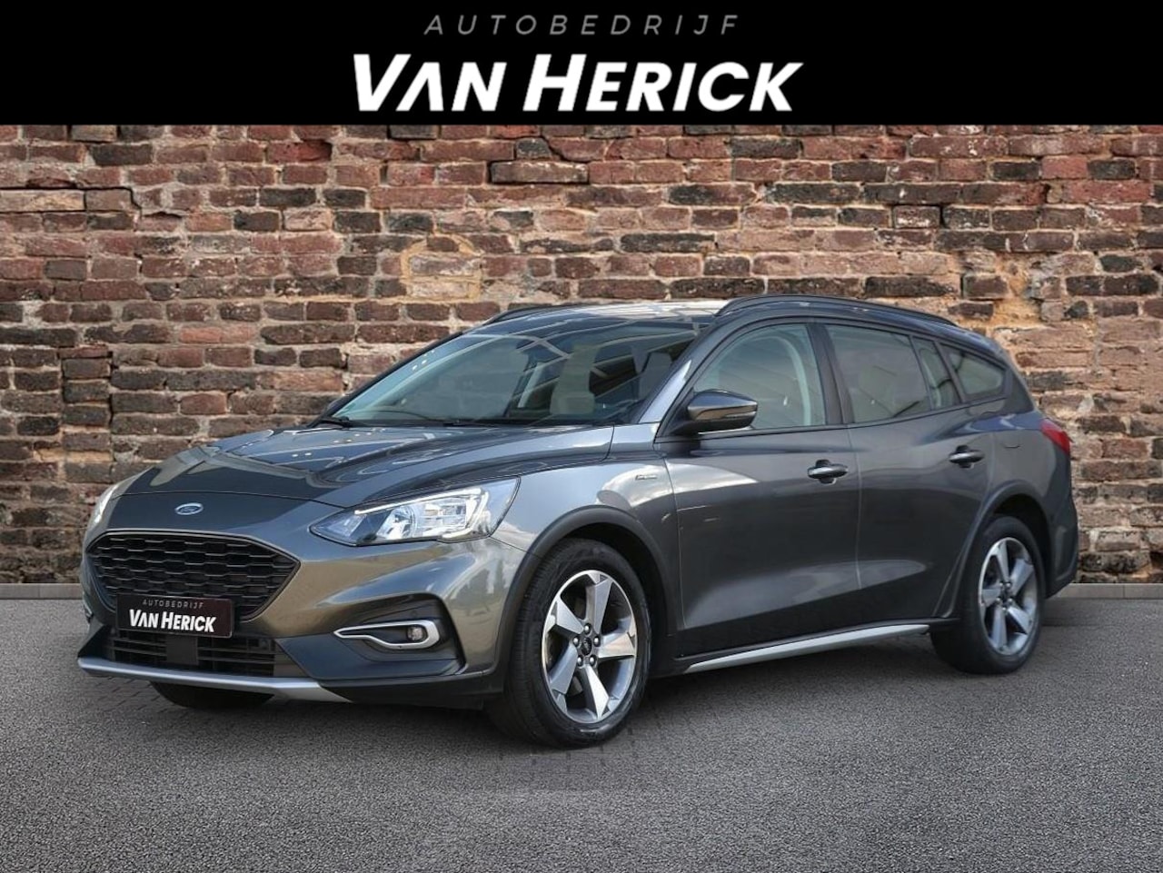 Ford Focus Wagon - 1.0 EcoBoost Active Automaat | Winterpakket | Achteruitrijcamera | ACC | Head-up display - AutoWereld.nl