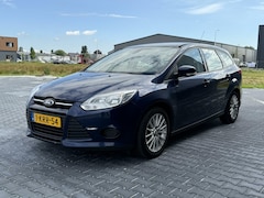 Ford Focus Wagon - 1.6 TDCI Lease Trend Navi - Trekhaak - Airco