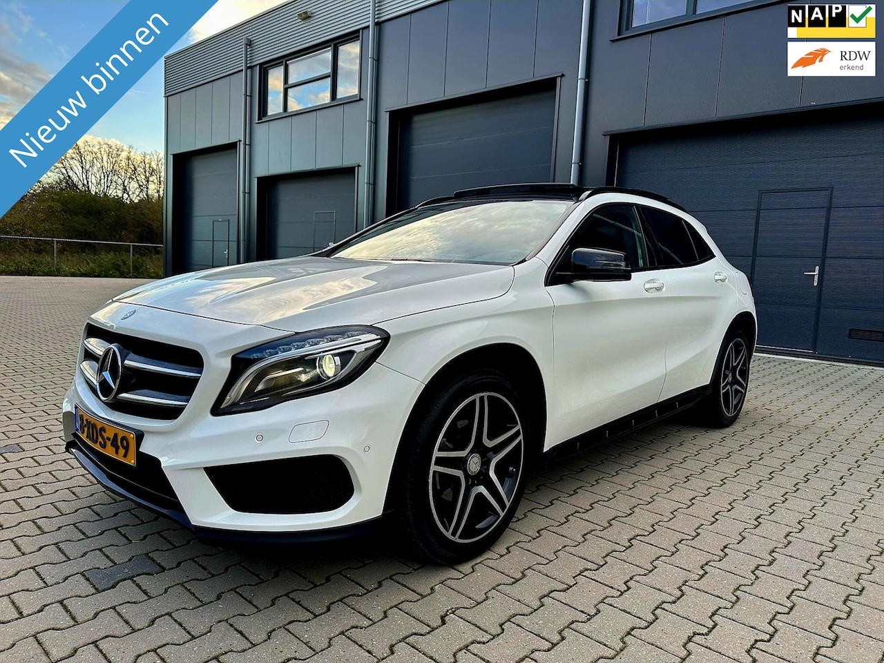 Mercedes-Benz GLA-Klasse - 200 AMBITION AMG PANORAMA LMV - AutoWereld.nl