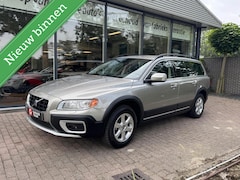 Volvo XC70 - 2.4 D5 Summum Automaat Youngtimer