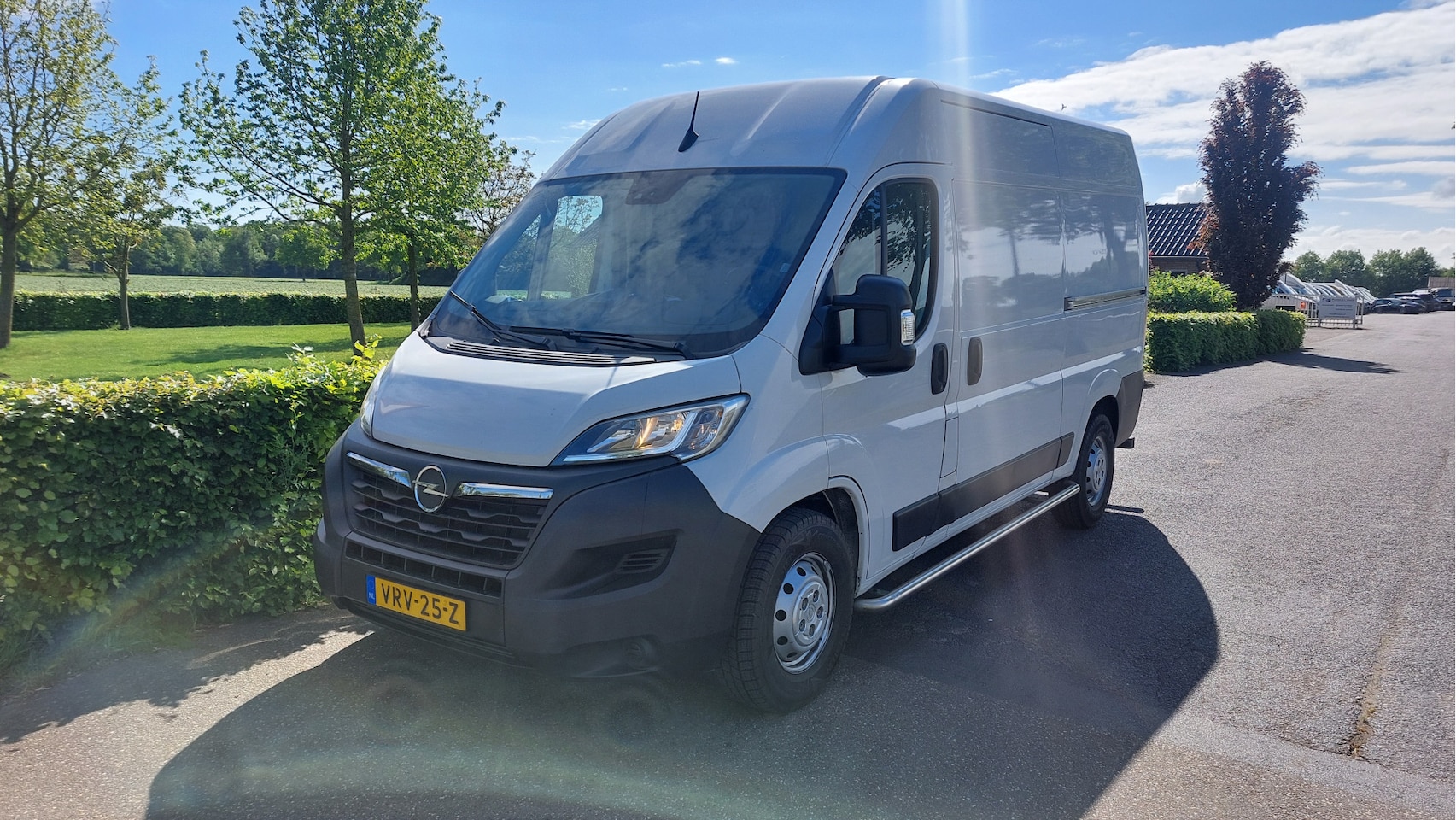 Opel Movano - 2.2D 140 Zwaar L2H2 Edition AIRCO/NAVI BJ 2022 - AutoWereld.nl