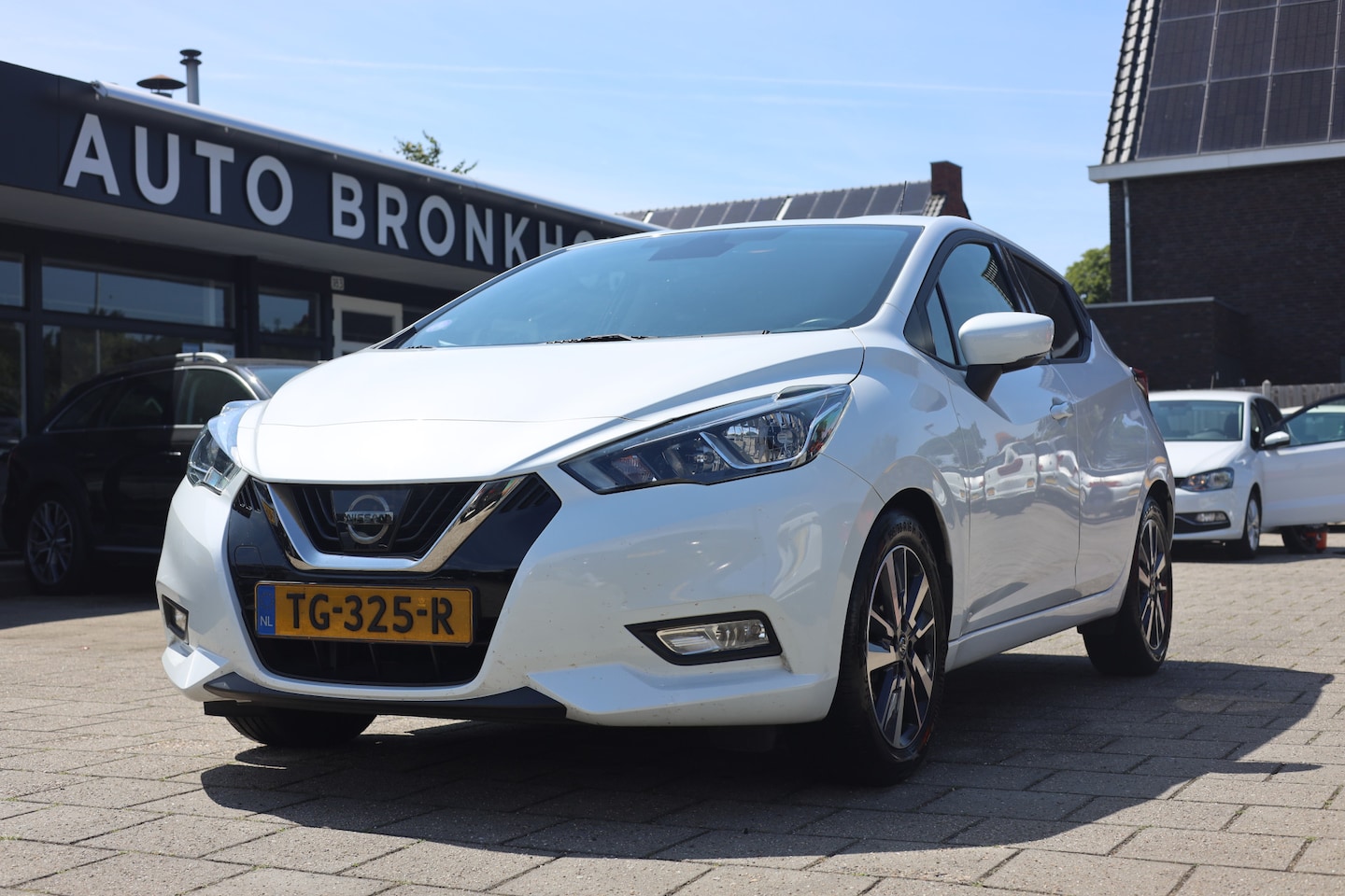 Nissan Micra - 0.9 IG-T N-CONNECTA | CAMERA | NAVI - AutoWereld.nl