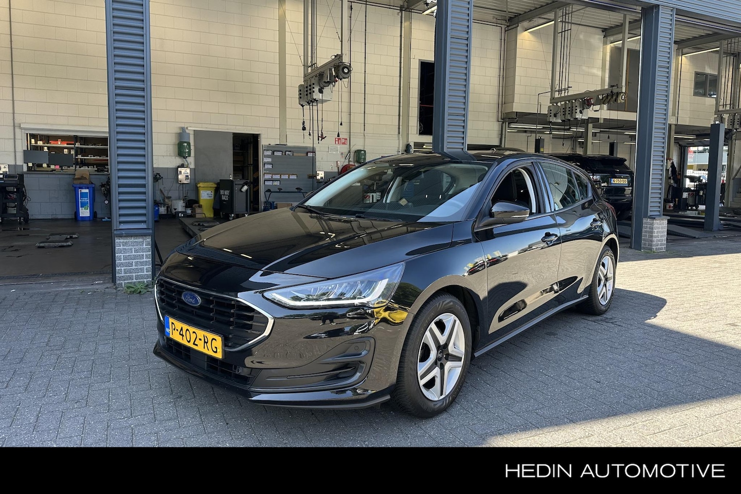 Ford Focus - 1.0 EcoBoost Connected | Navigatie | Parkeersensoren | All-Seasons - AutoWereld.nl