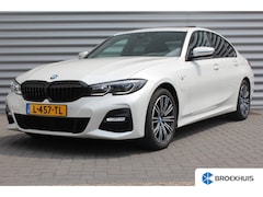 BMW 3-serie - 320e 238PK HIGH EXECUTIVE M-SPORT AUTOMAAT / NAVI / LEDER / LASER-LED / CLIMA / PDC / 18"