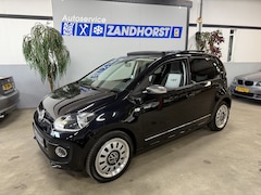 Volkswagen Up! - 1.0 high up Panodak