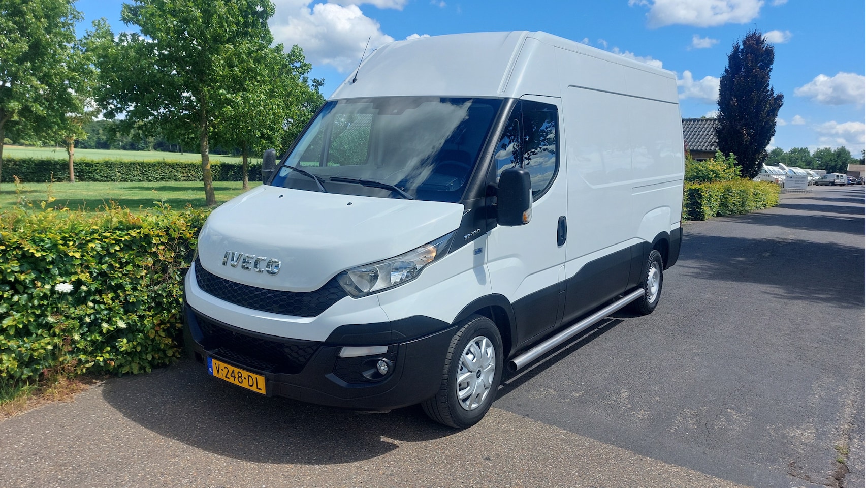 Iveco Daily - 35S13V 2.3 352 H2 CLIMA BJ 2017 - AutoWereld.nl