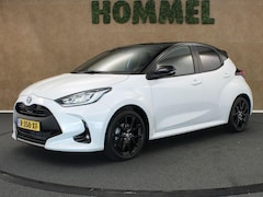 Toyota Yaris - 1.5 Hybrid BI-TONE - AFNEEMBARE TREKHAAK - TREKGEWICHT 450 KG - VOORSTOELEN VERWARMD - THU